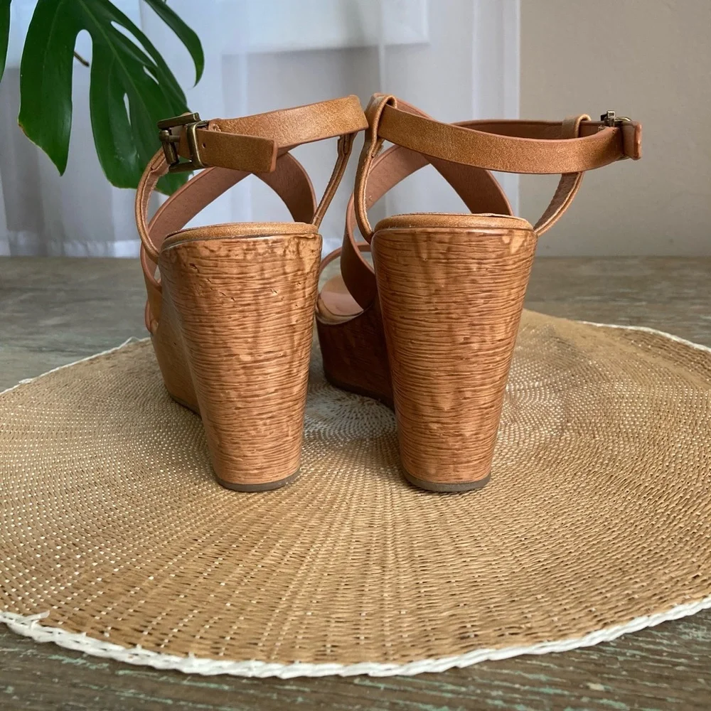 Womens Tan Leather Wedge Sandals - Classic Strappy Platform